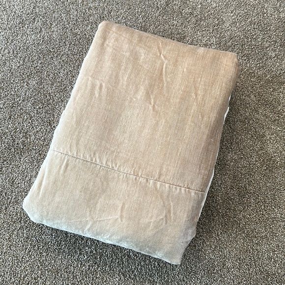 West Elm Bedding West Elm Queen Duvet Cover Velvet Poshmark